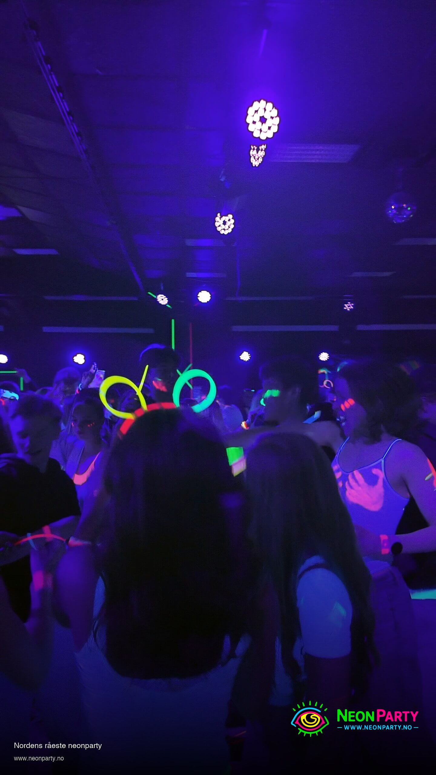 Neonparty lasershow og røykeffekter